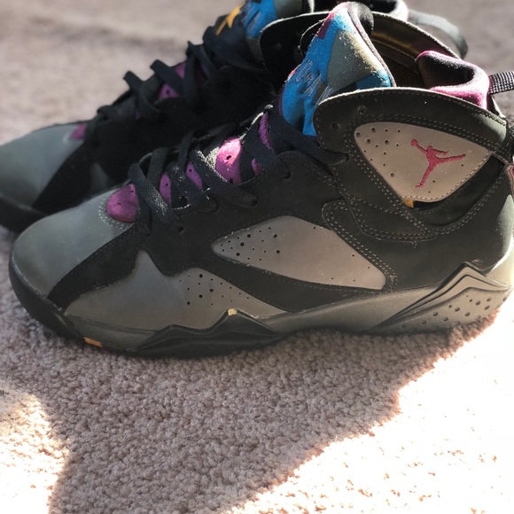 Air Jordan 7 Bordeaux - Picture 2 of 4